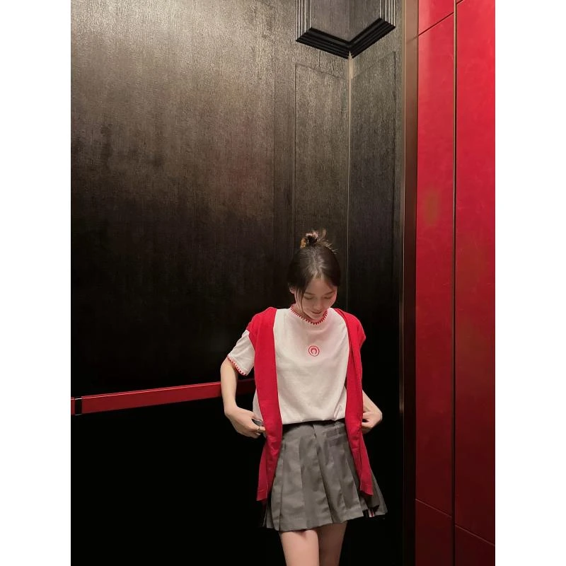 BETTER JOELAY -小版【露露小花】百搭时尚微宽松短袖T恤ZZ3850