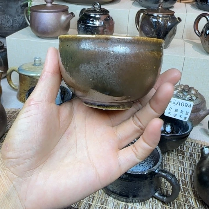 云南建水紫陶柴烧壶