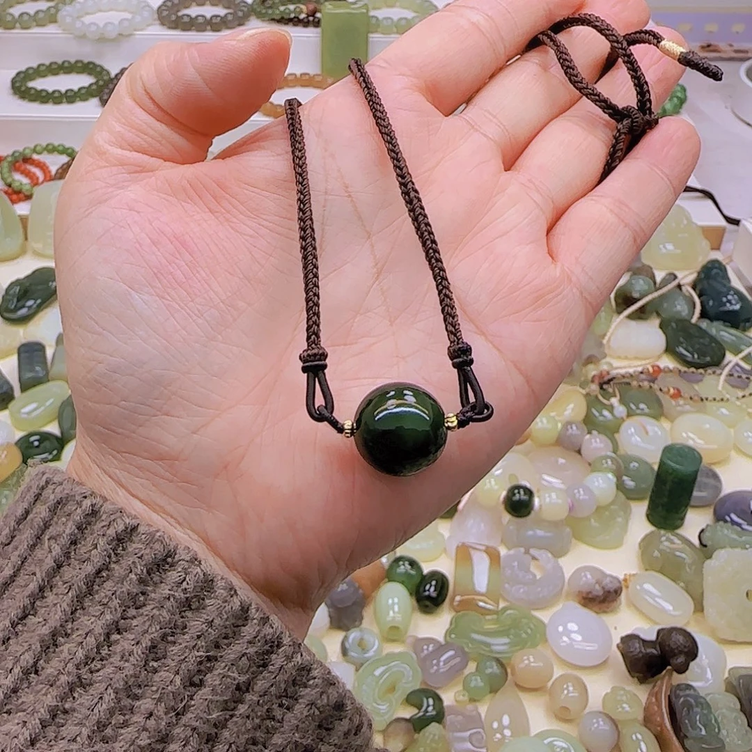 啵***o和田玉（碧玉）未镶嵌吊坠(赠链)