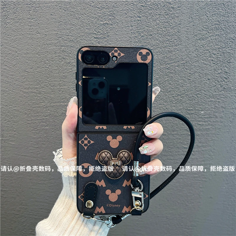 （三星zflip6系列)金属折叠皮纹适用三星zflip6手机保护壳防摔潮壳