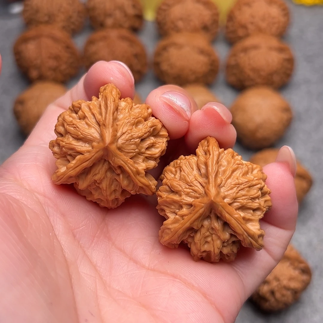 把件文玩核桃精品盘山三棱36+全品毕业款人奔