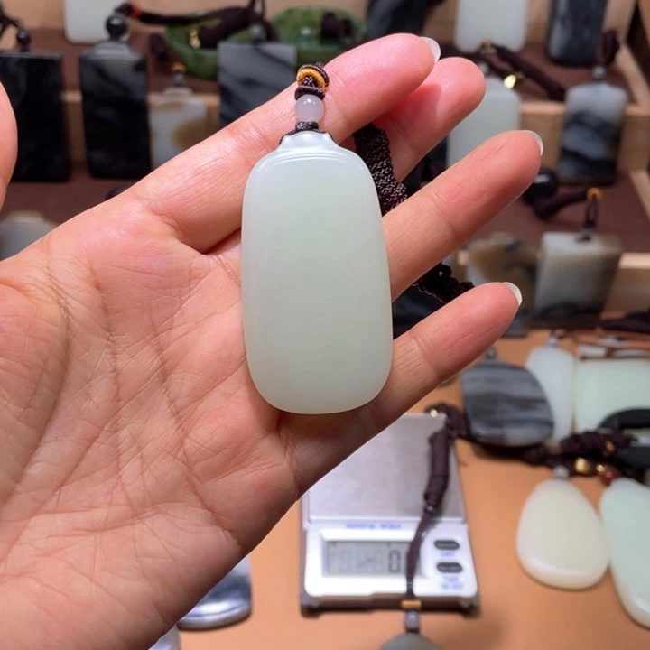 和田玉挂件未镶嵌