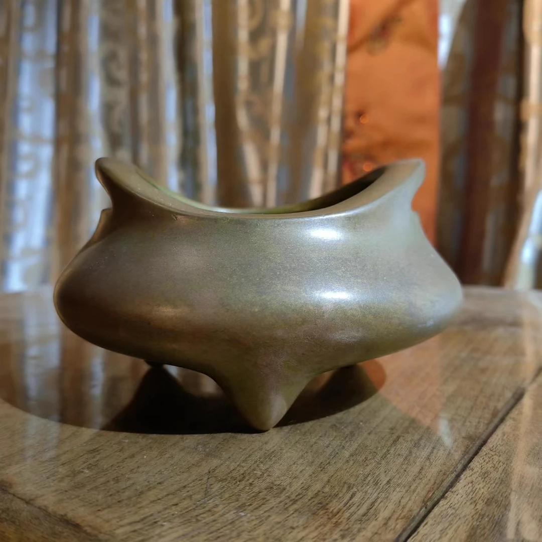 香炉 桥耳三足乳炉 高8CM 口径11CM编号Q39