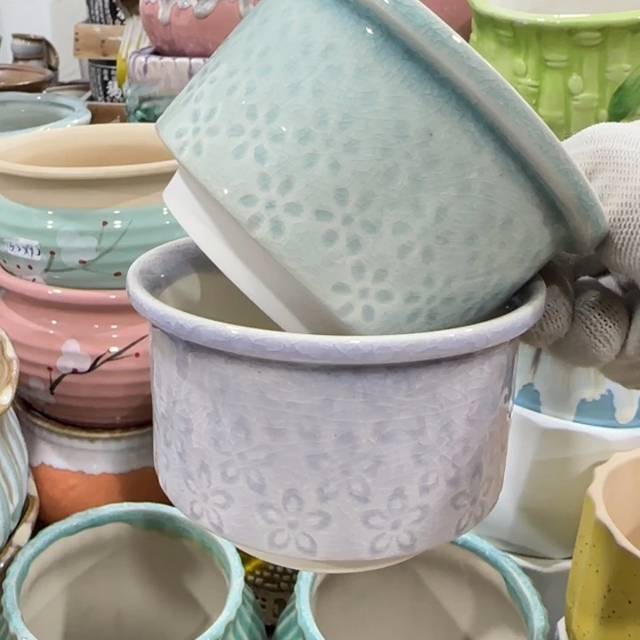 凑9块包邮，有孔，陶瓷花盆