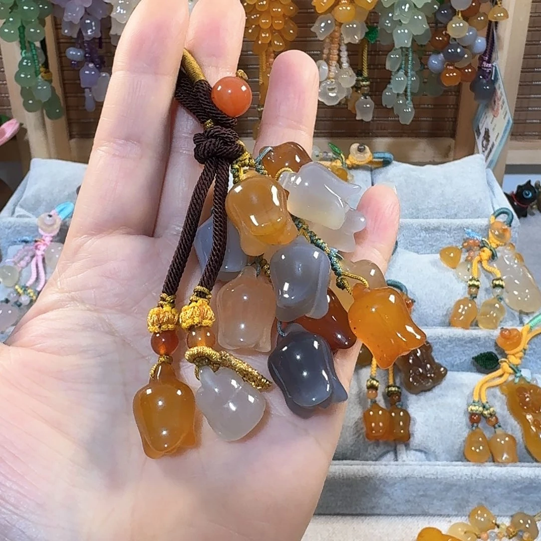玛瑙/玉髓挂件福利款不挑不拣通货带有包容点未镶嵌