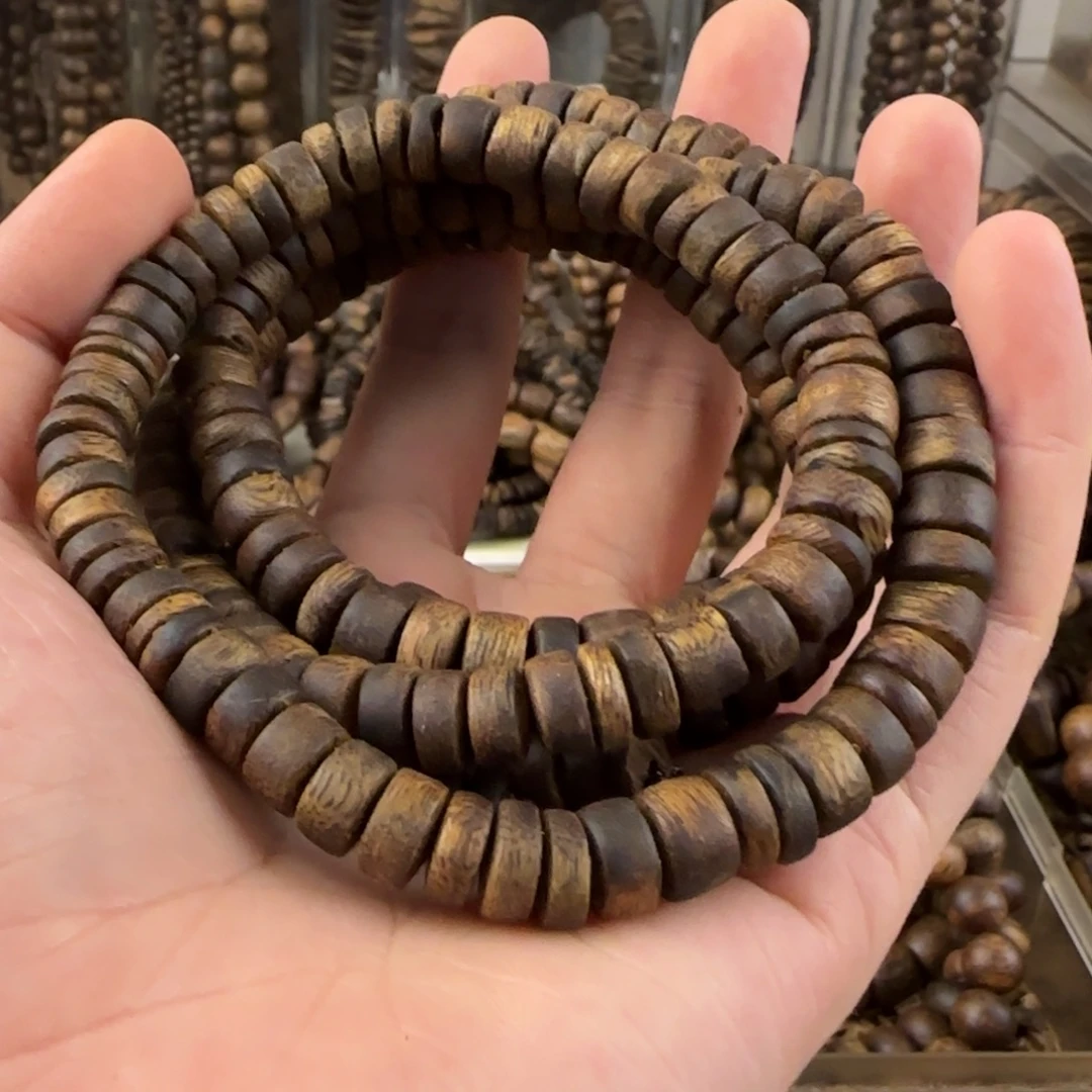 焦***1手串沉香奇楠手串27克