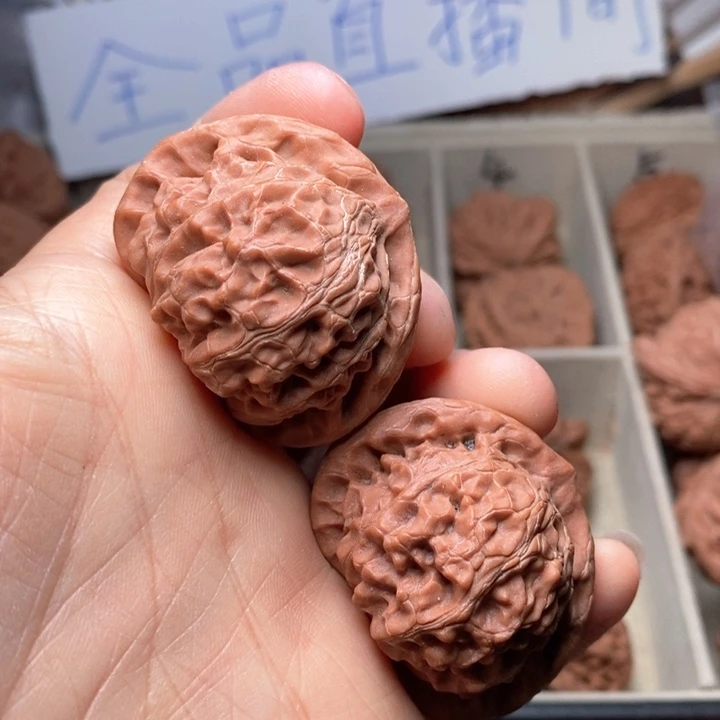 文玩核桃吊坠狗*蜜宫灯