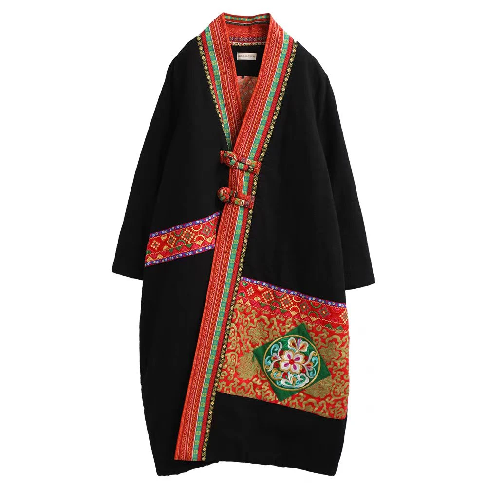 白雪民族风绣花袍子