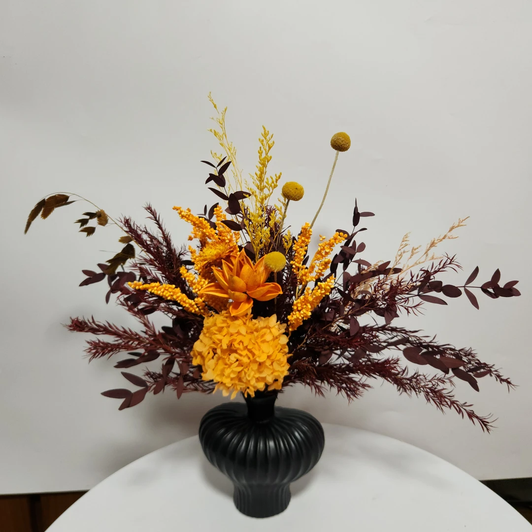 轻奢高级可长久存放的永生花束营造秋日私语与大地温度千层金
