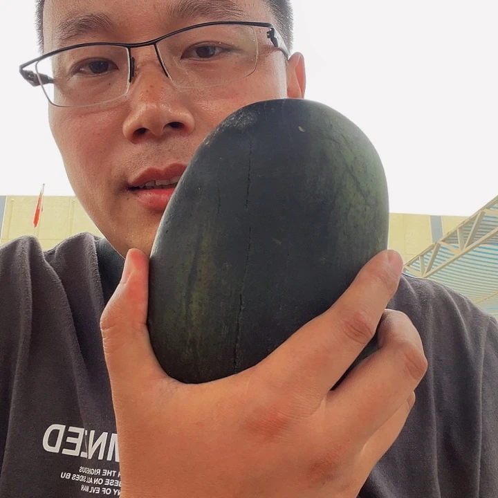 和田玉未镶嵌颈饰气**里