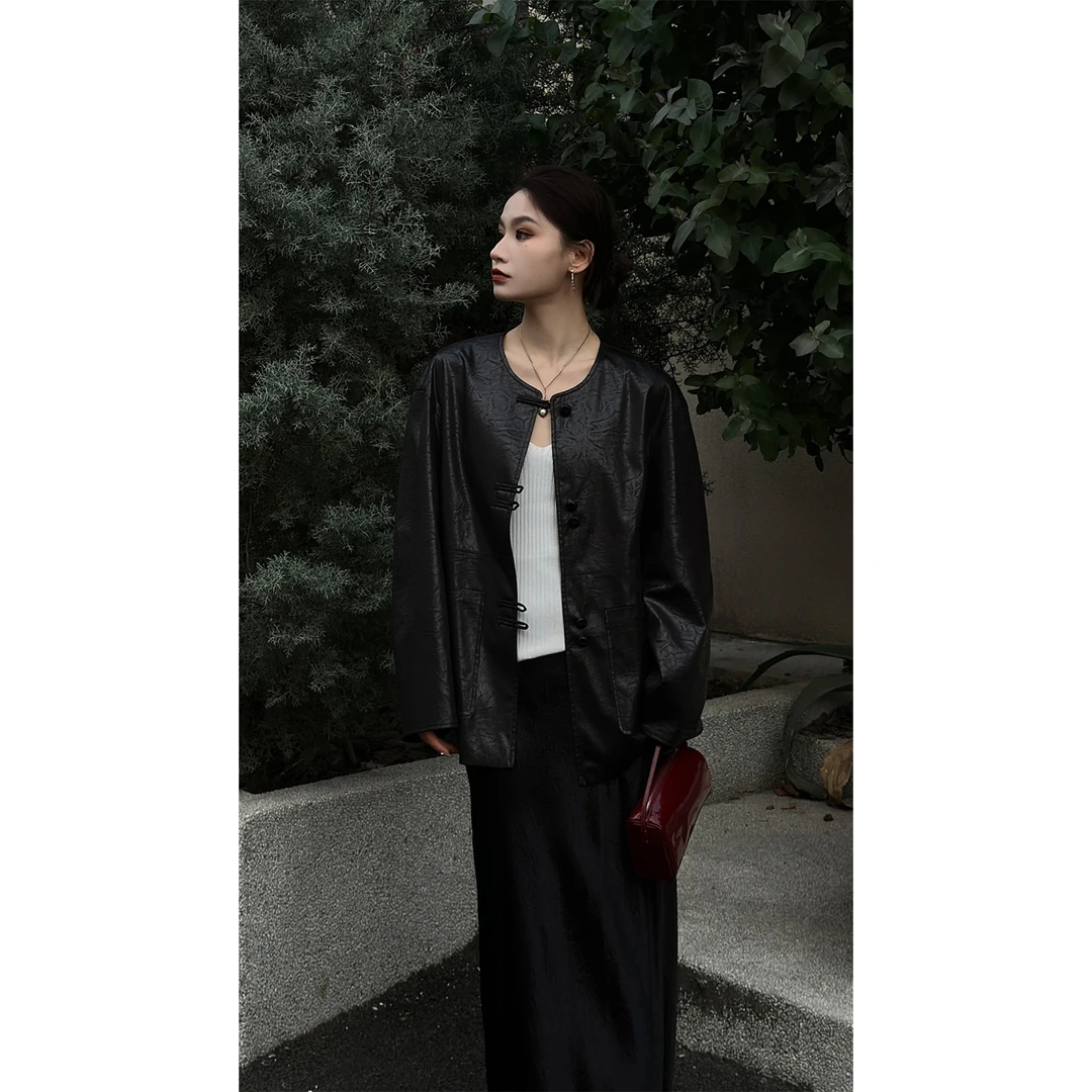 PRASE VIP回馈【黑曜风雅】微胖轻奢设计款新中式皮衣外套PR503B13