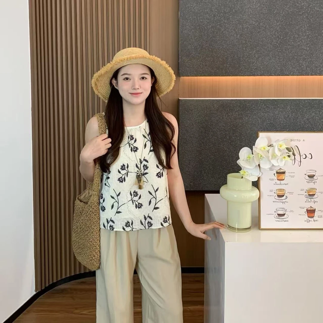 小羽酱小个子定制夏季气质减龄复古刺绣花朵棉麻圆领宽松无袖上衣