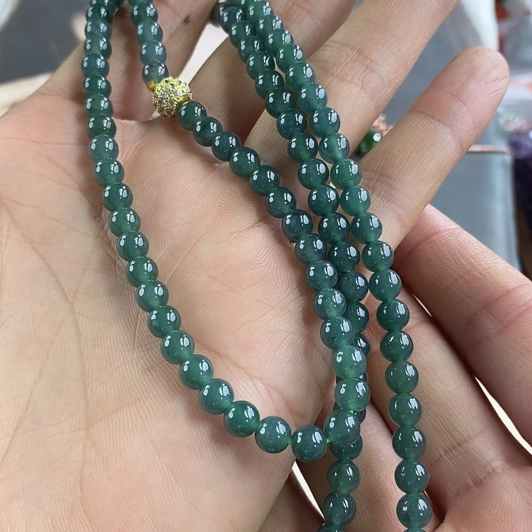 翡翠未镶嵌颈饰卡3