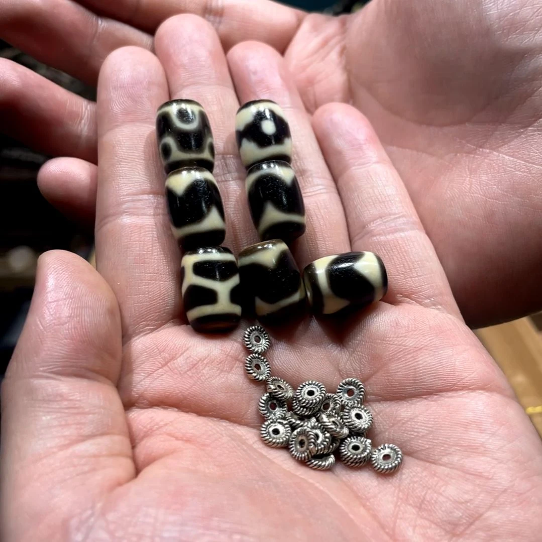 玛瑙/玉髓颈饰未镶嵌米*