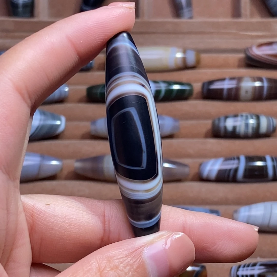 O***1玛瑙/玉髓未镶嵌颈饰