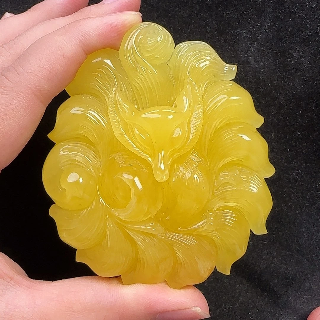 蜜蜡未镶嵌珠宝奇石