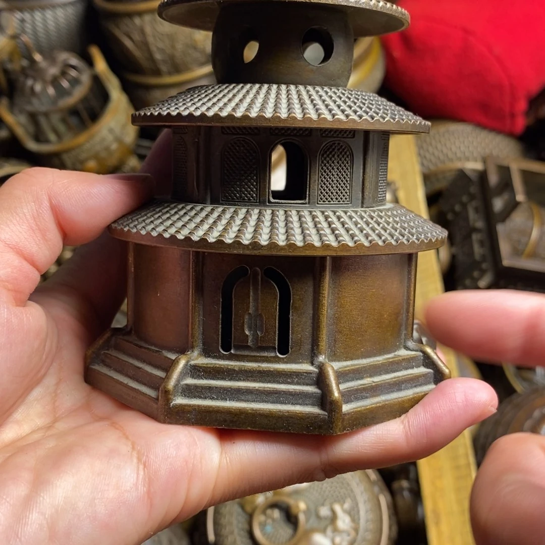 精美铜器做工精良