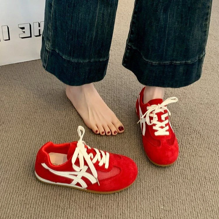 红色德训鞋女款2025新款初夏百搭休闲运动女款沙丘风复古德训