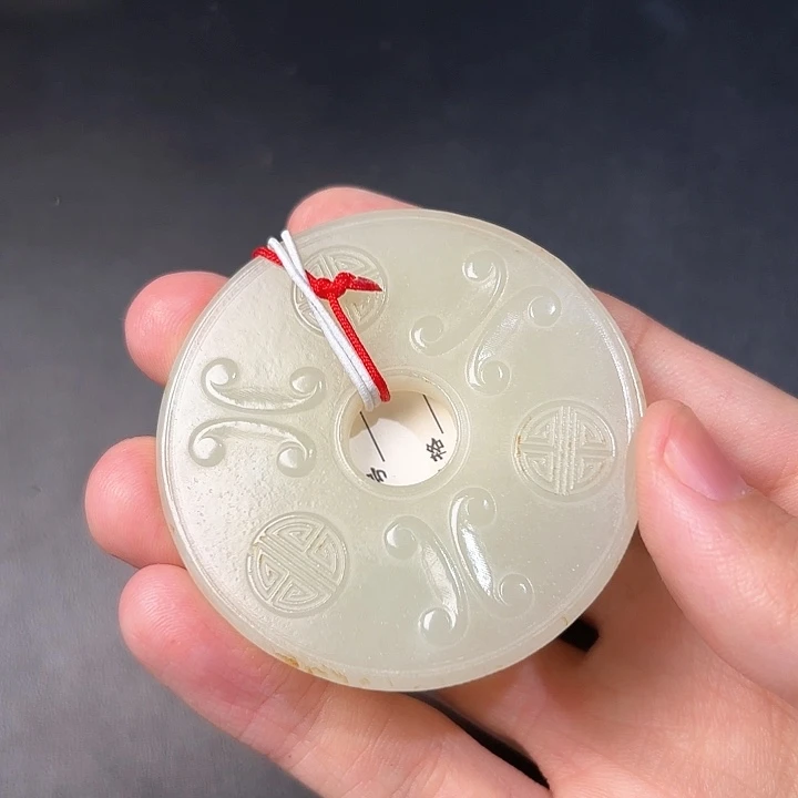 和田玉挂件未镶嵌枕**云