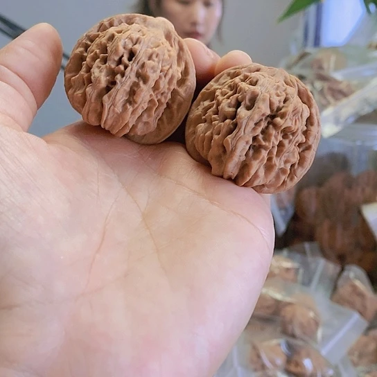 【闪购商品】把件文玩核桃42四座楼红皮