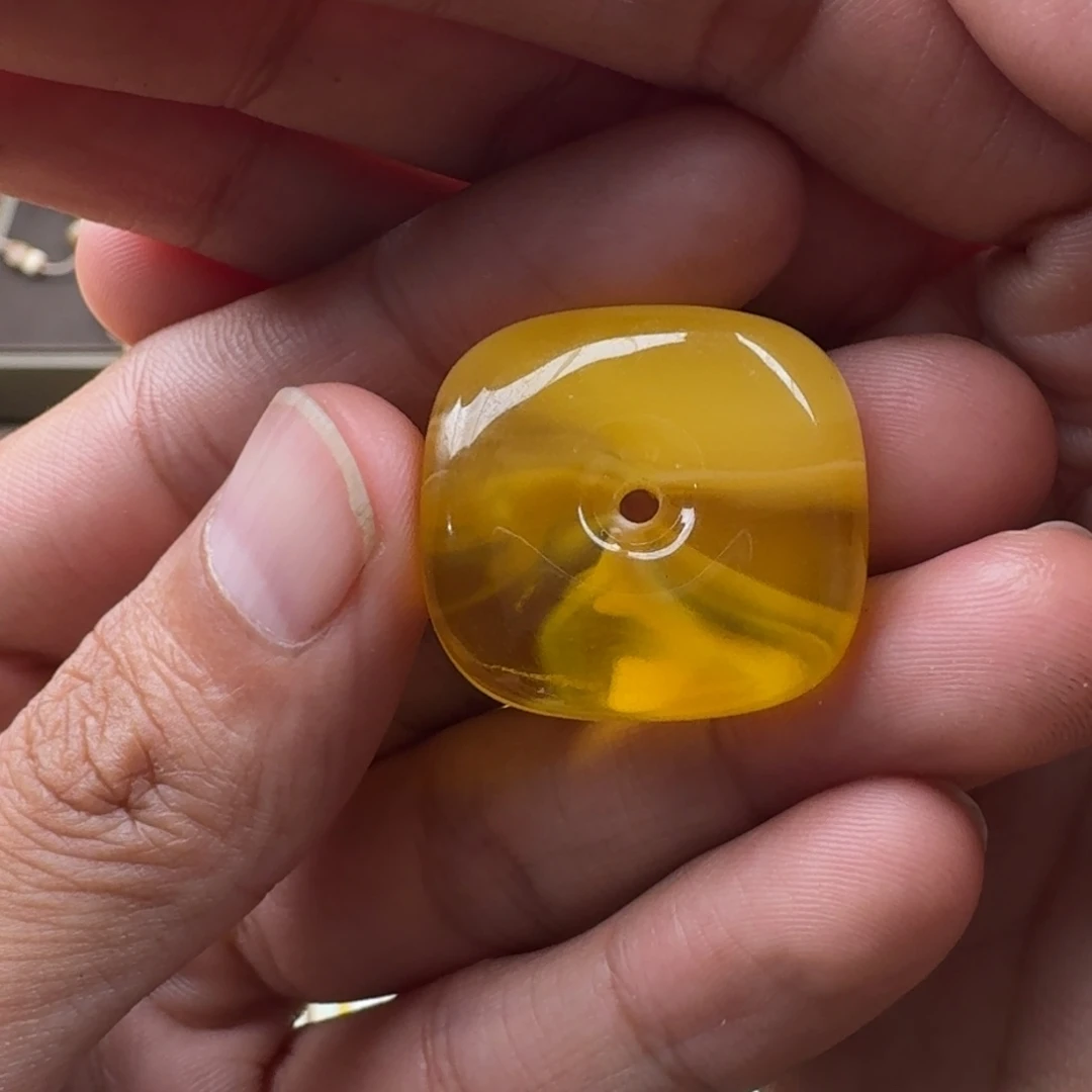 裸石琥珀未镶嵌蜜蜡