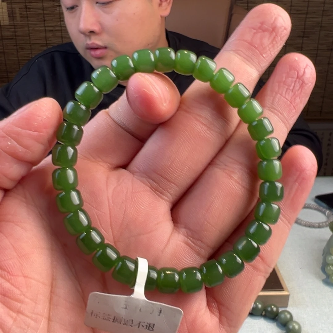 大***羊和田玉未镶嵌手链