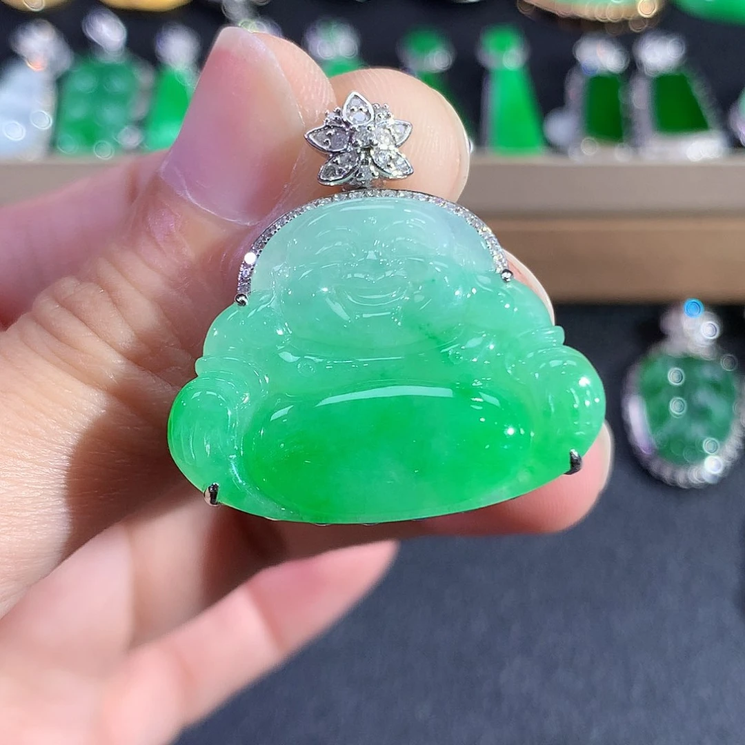 翡翠18K金镶嵌吊坠(赠链)