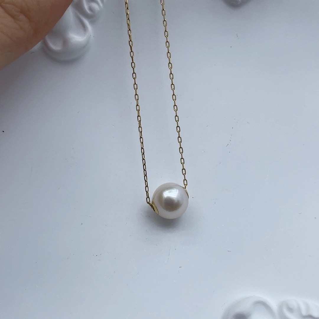 18K金镶嵌吊坠(赠链)海水珍珠