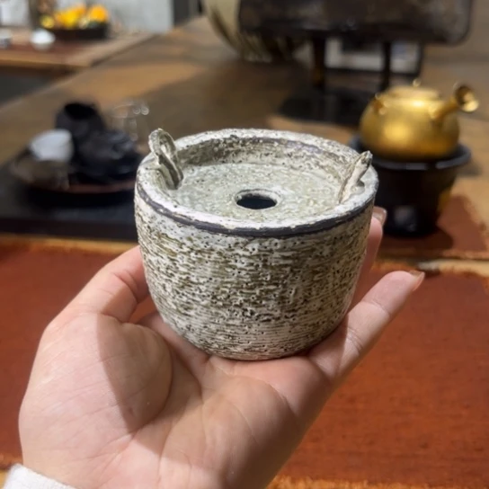 景德镇鱼和熊手工陶艺