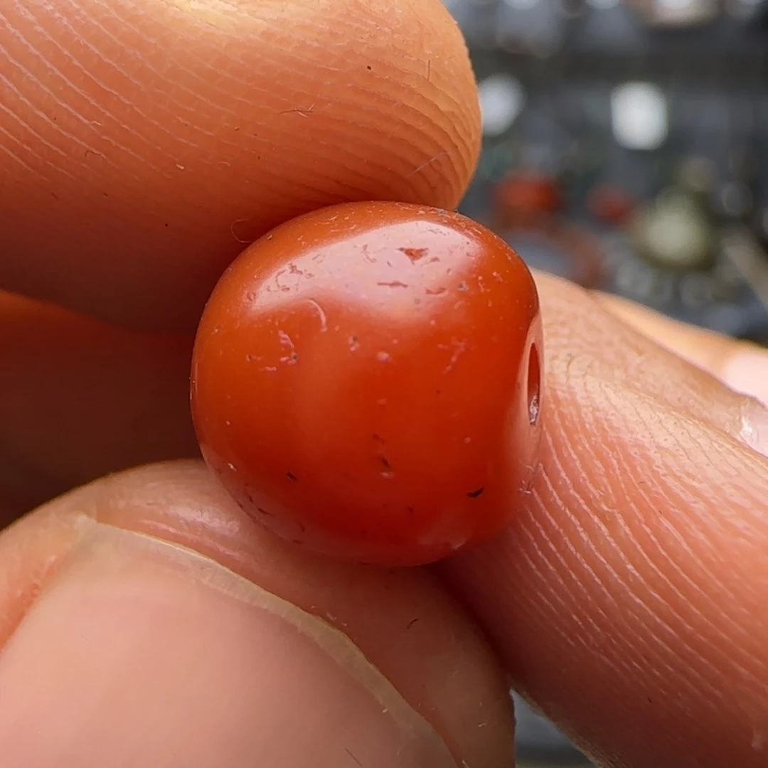 颈饰未镶嵌南红玛瑙