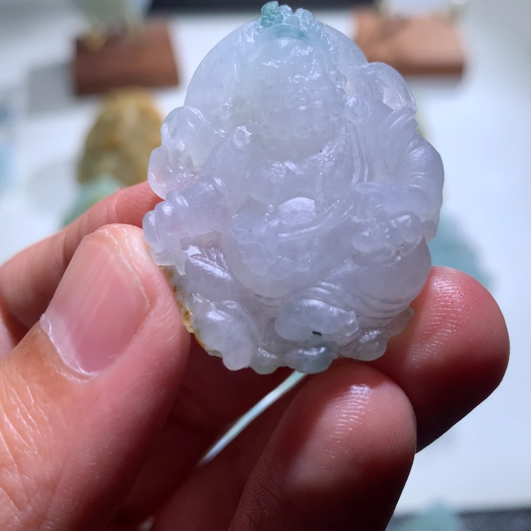 定制翡翠未镶嵌挂件