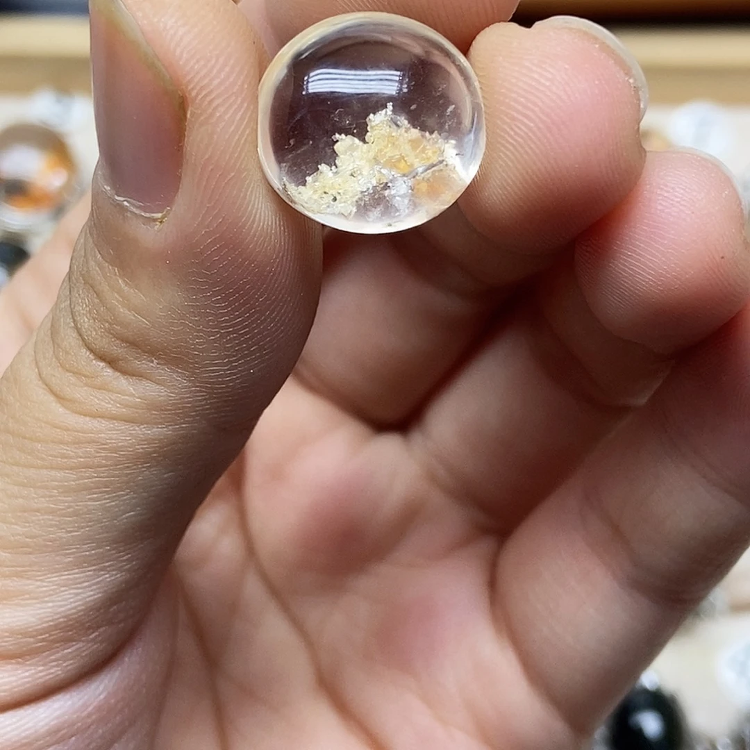 未镶嵌颈饰水晶水晶