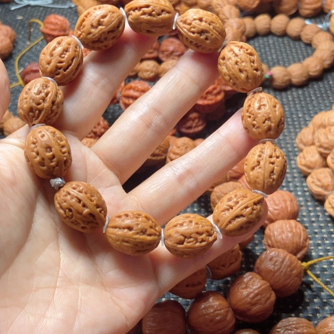 东****文玩核桃吊坠粗筋手串