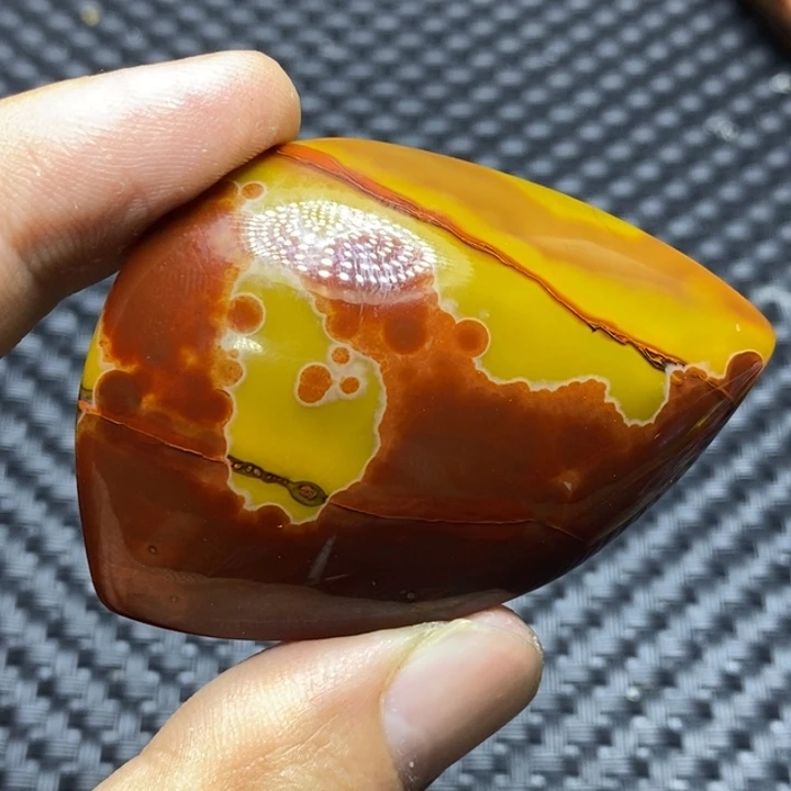 玛瑙/玉髓颈饰未镶嵌留**线