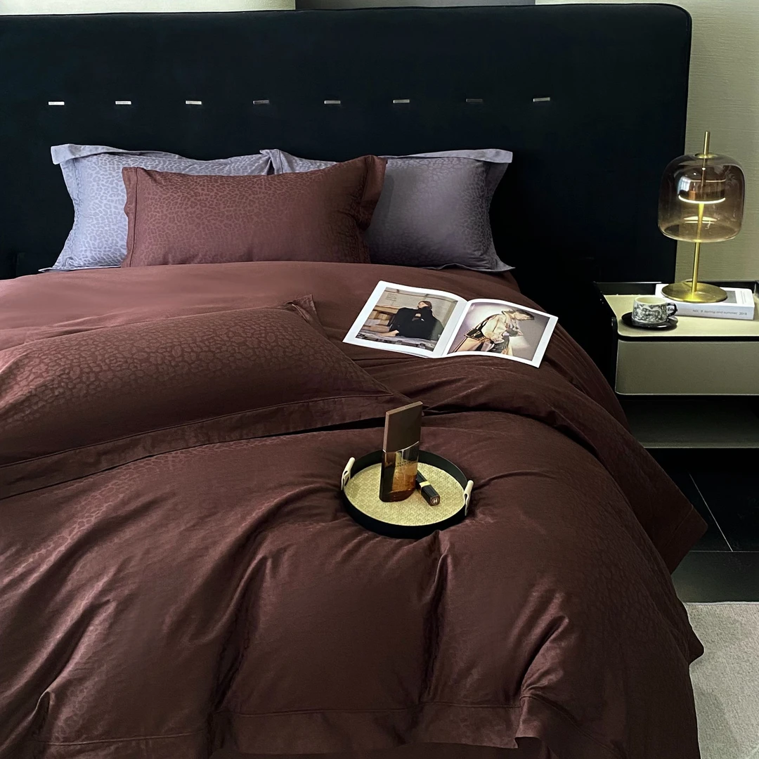 贡缎提花加厚新疆长绒棉轻奢四件套简约