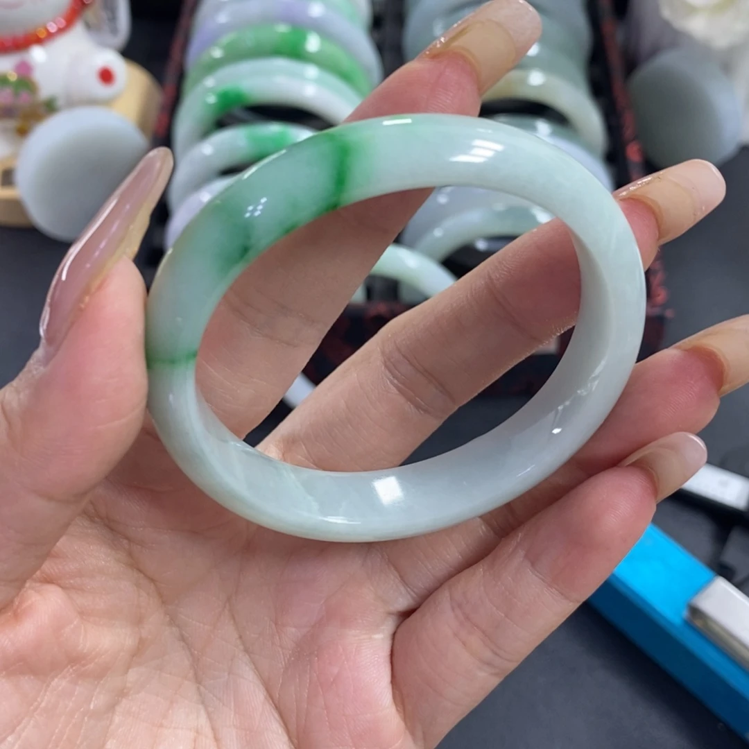 斑***a翡翠未镶嵌手镯天然翡翠手镯