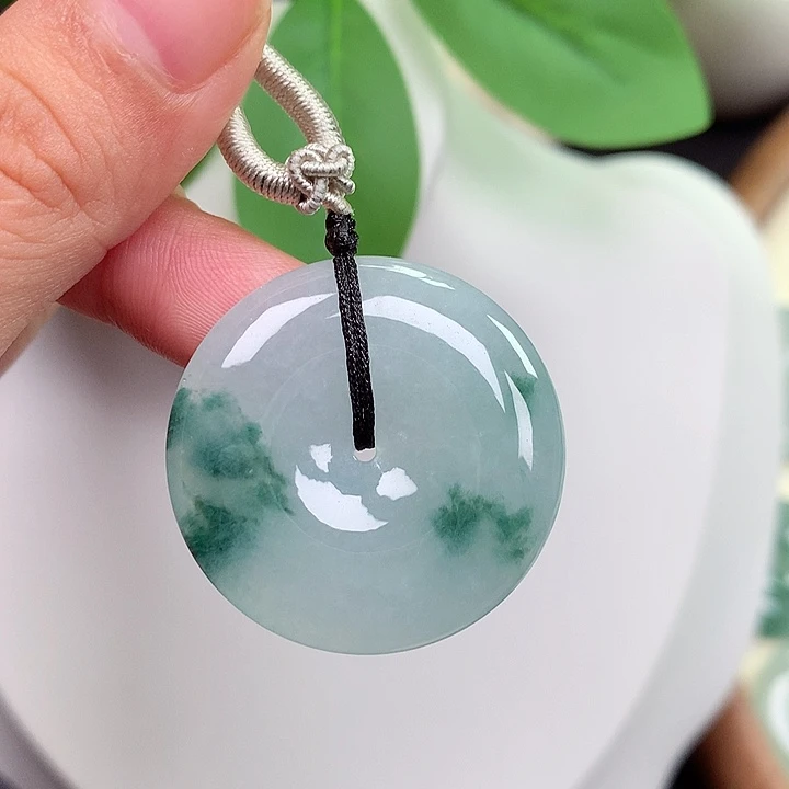 颈饰未镶嵌翡翠平安扣 30.8x6.2mm