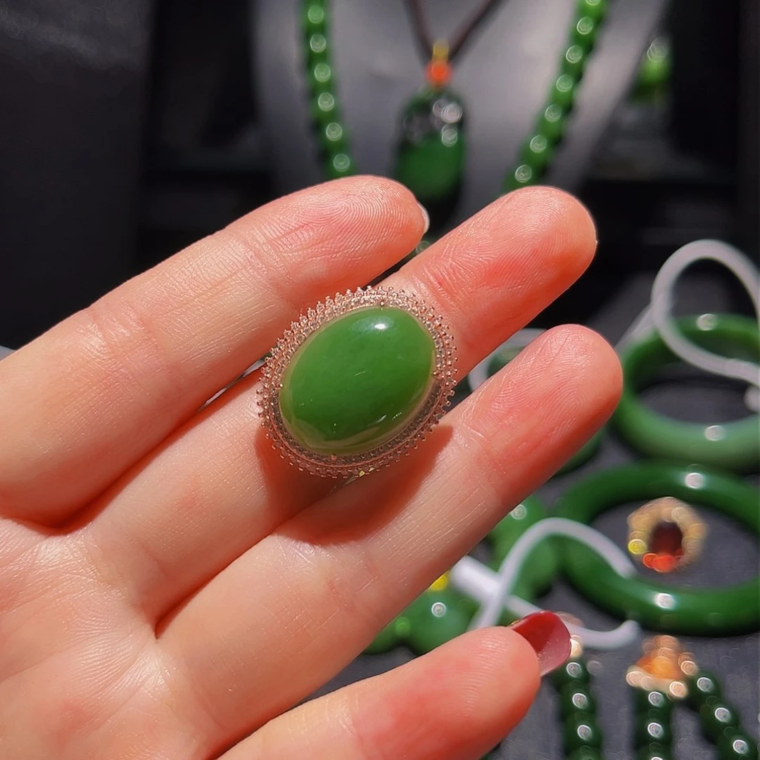 银S925镀金镶嵌戒指和田玉月**兮俄