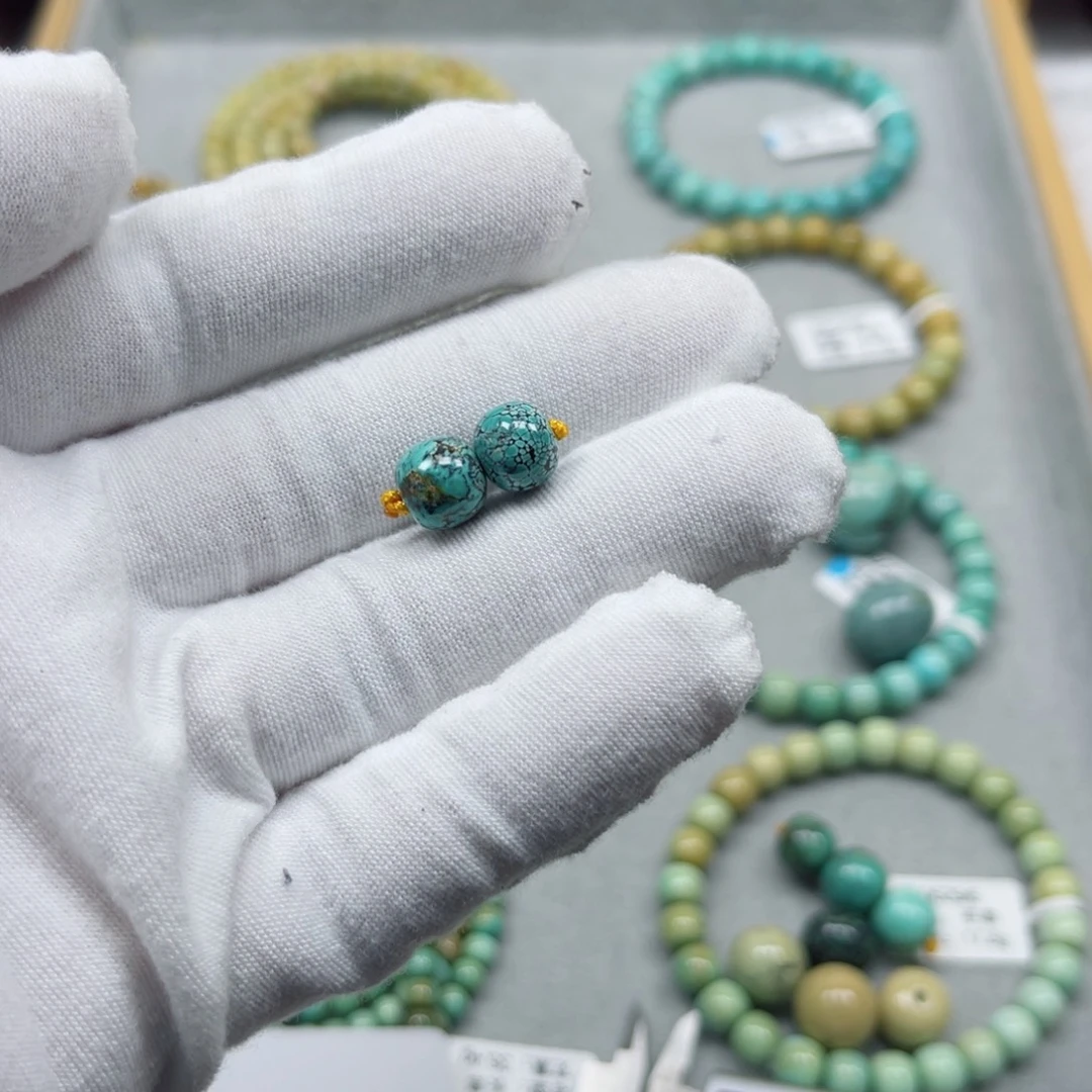 绿松石未镶嵌挂件