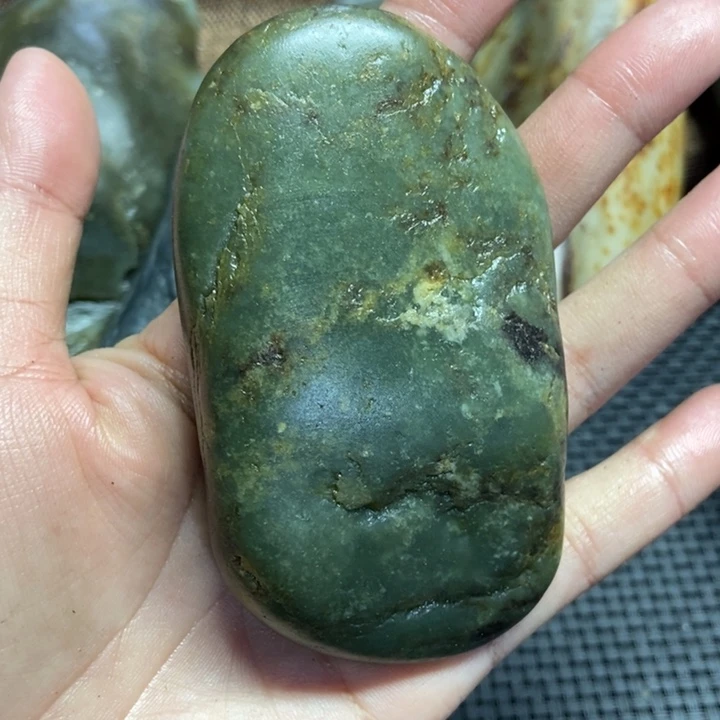 未镶嵌和田玉挂件