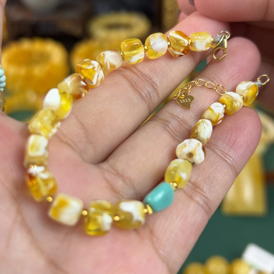 未镶嵌琥珀珠宝奇石