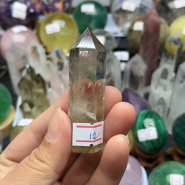 未镶嵌珠宝半成品水晶38克茶水晶柱