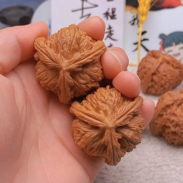 吊坠文玩核桃前*三棱