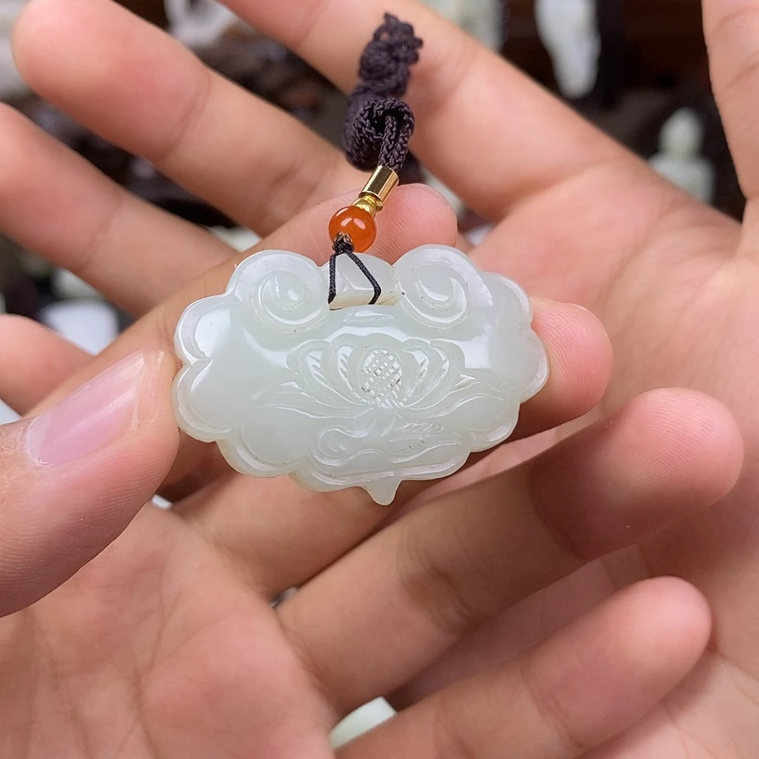 未镶嵌和田玉挂件