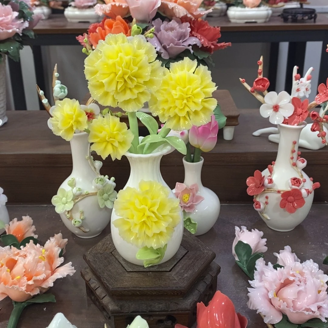 摆件陶瓷手工花摆件