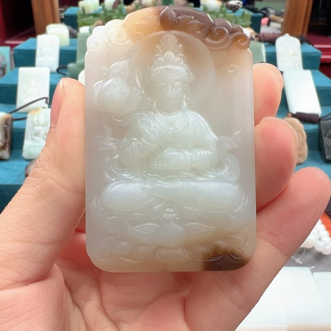 和田玉颈饰未镶嵌孤***礁