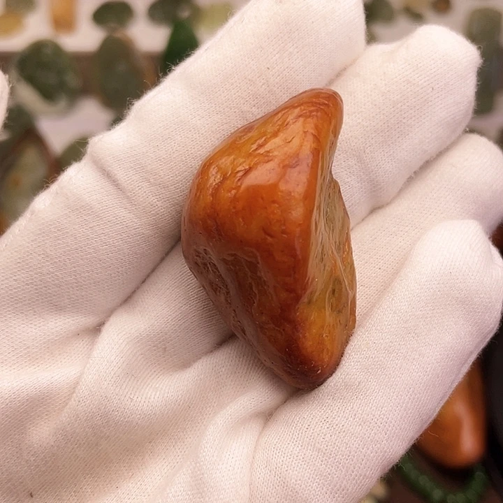 岫岩河磨玉（透闪石质玉）颈饰未镶嵌