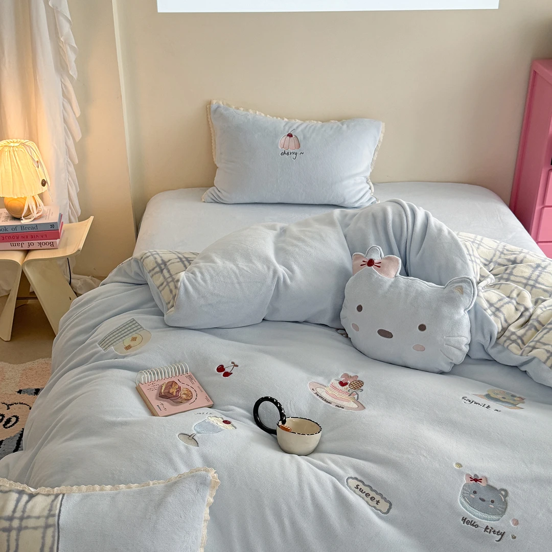 卡通可爱刺绣牛奶绒四件套加厚双面珊瑚绒被套床单保暖床上用品冬