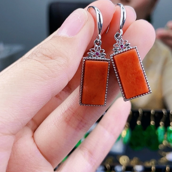 翡翠耳饰未镶嵌饰品