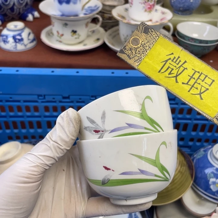 他家瓷器真美…开播了